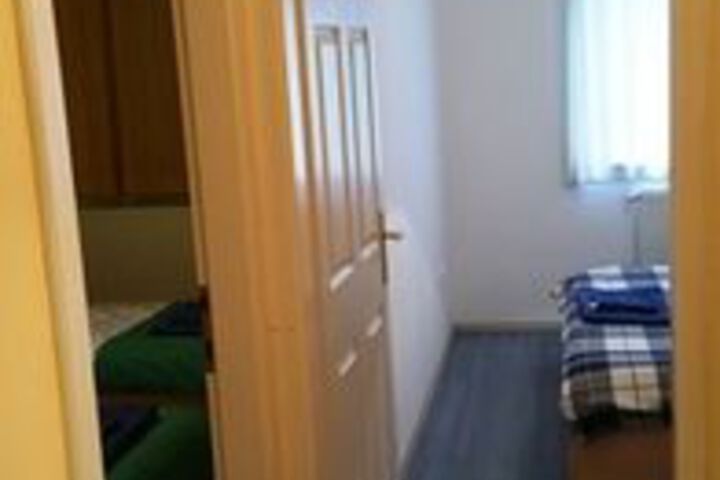 Room 12 of 29