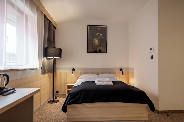 Room 4 of 59
