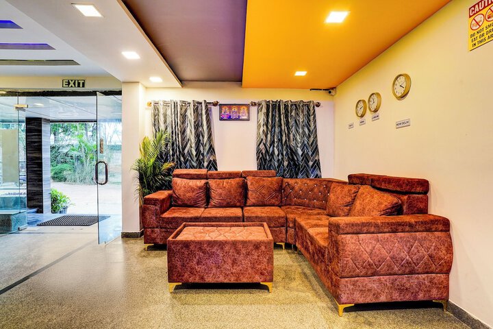 Hotel Interior 10 of 34