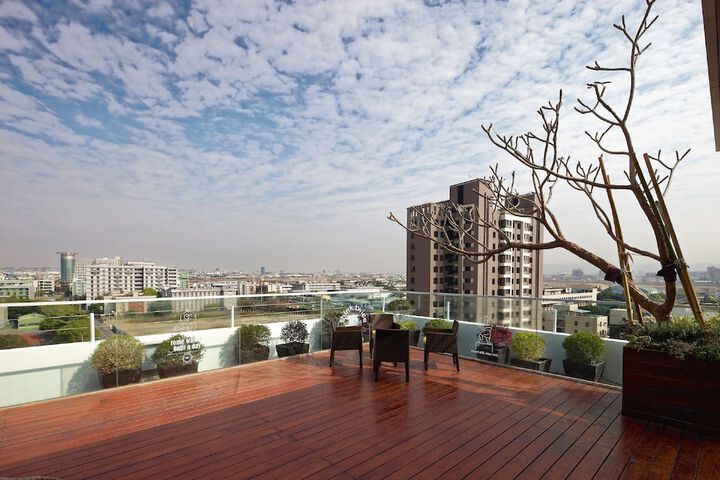 Terrace/Patio 52 of 160