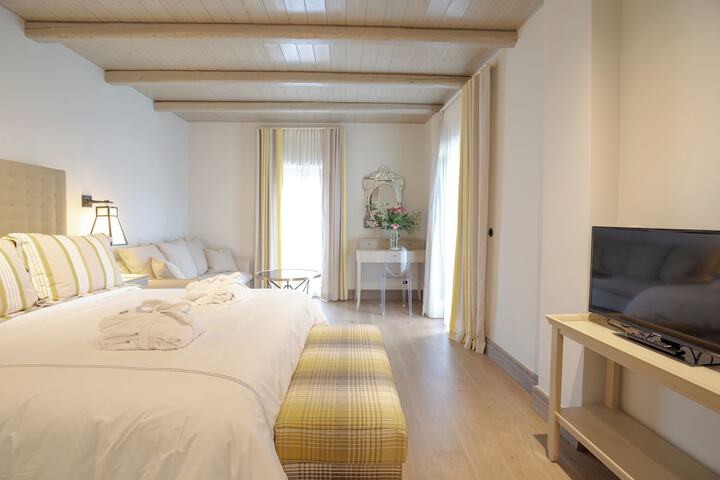 Room 44 of 110