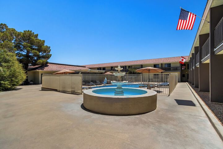 Hotel with Pool
