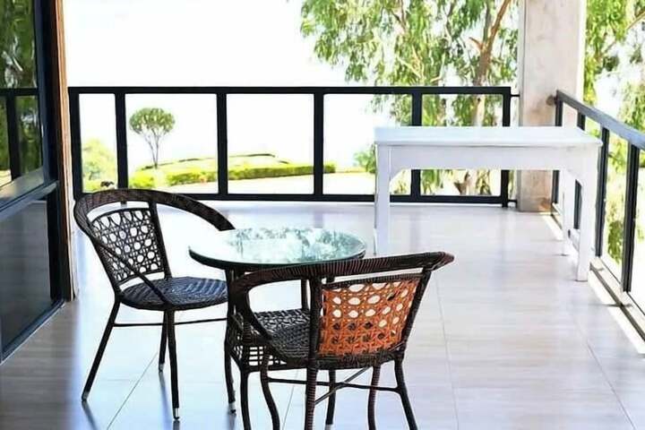 Terrace/Patio 7 of 42