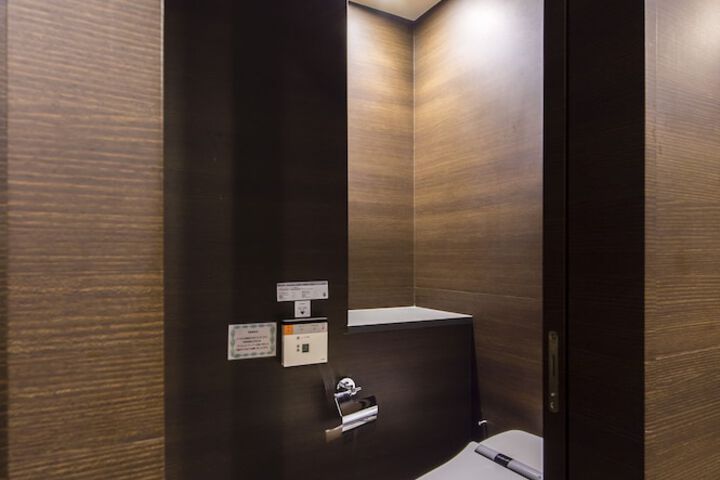 Room 34 of 52