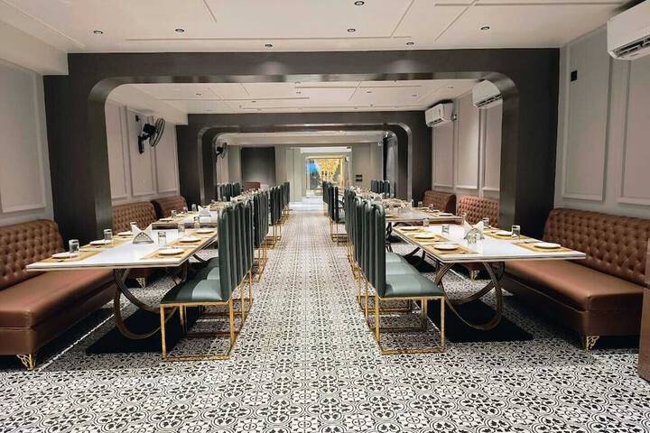 Dining 14 of 15