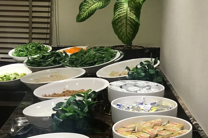 Dining 57 of 86