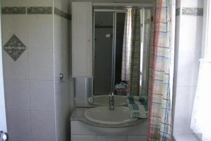 Room 7 of 7
