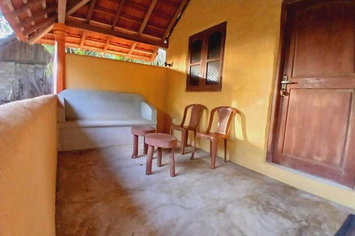 Room 2 of 43