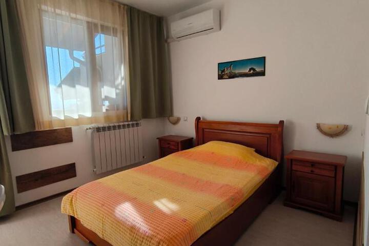 General 4 of 58