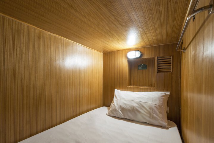 Room 8 of 61