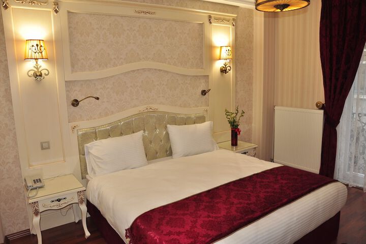 Room 4 of 53