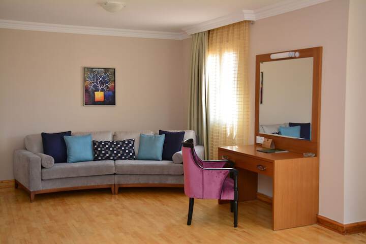 Room 12 of 135