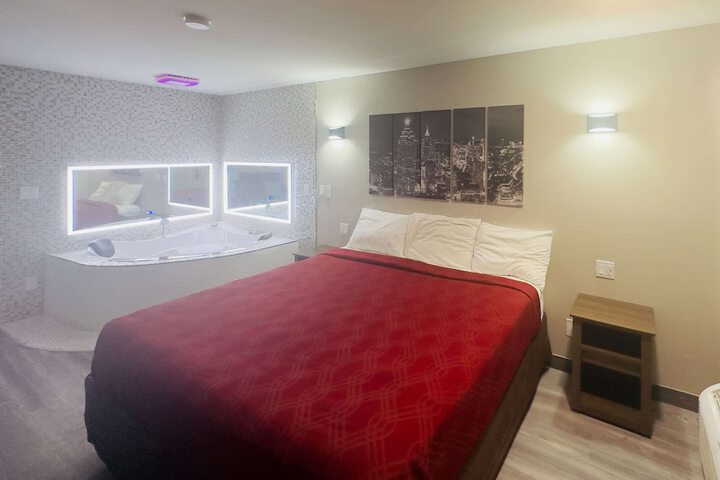 1 King Bed (14 of 22)