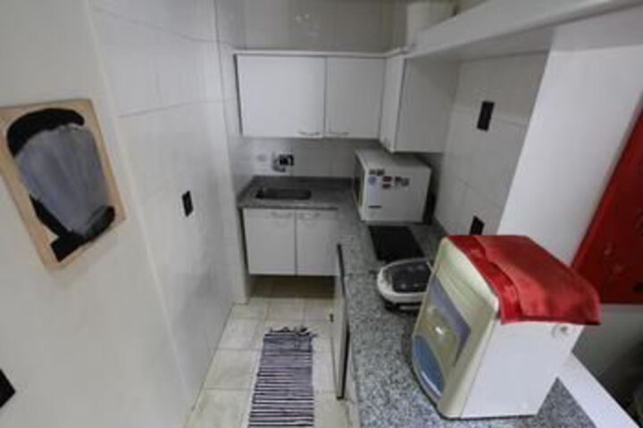 Room 16 of 24