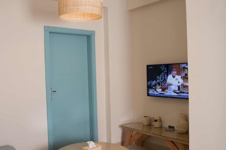 Room 104 of 307