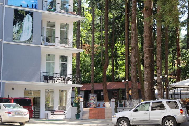 HULUS HOTEL