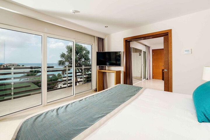 Room 19 of 178