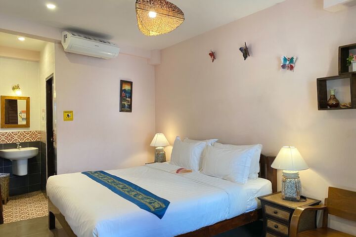 Room 12 of 62