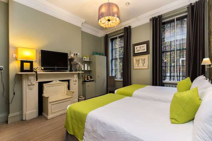 Room 55 of 128