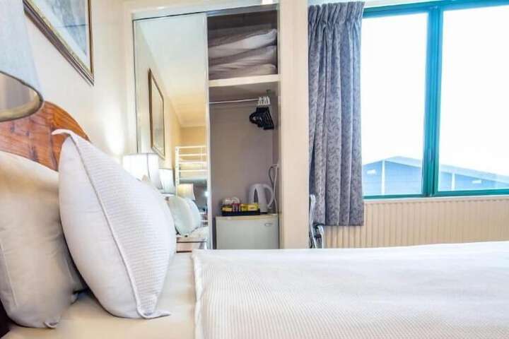 Room 20 of 85