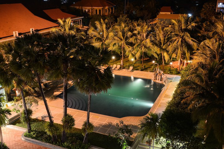 Pool 36 of 81