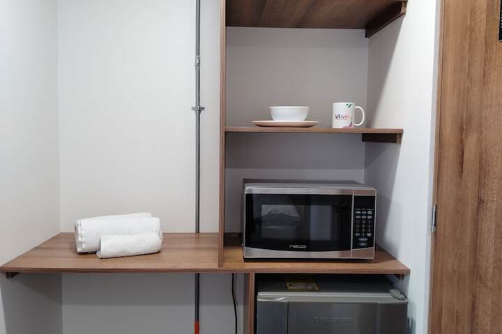 Room 4 of 41