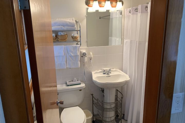 Room 135 of 167