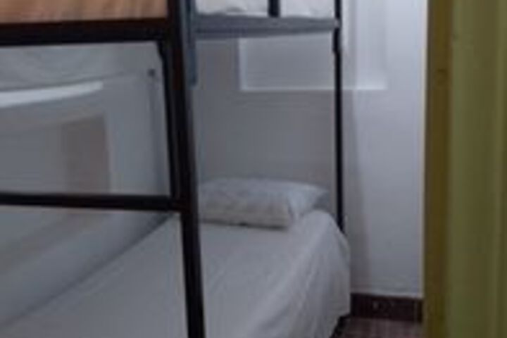 Room 103 of 189