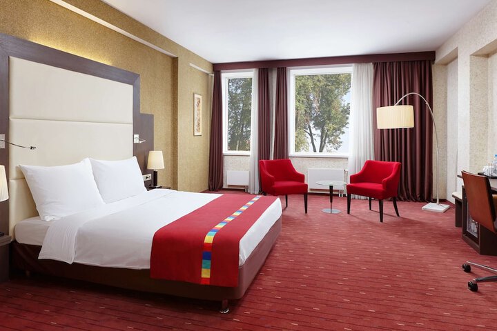 Room 23 of 73