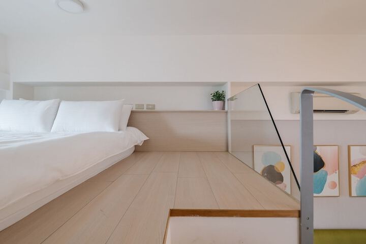 Room 32 of 110