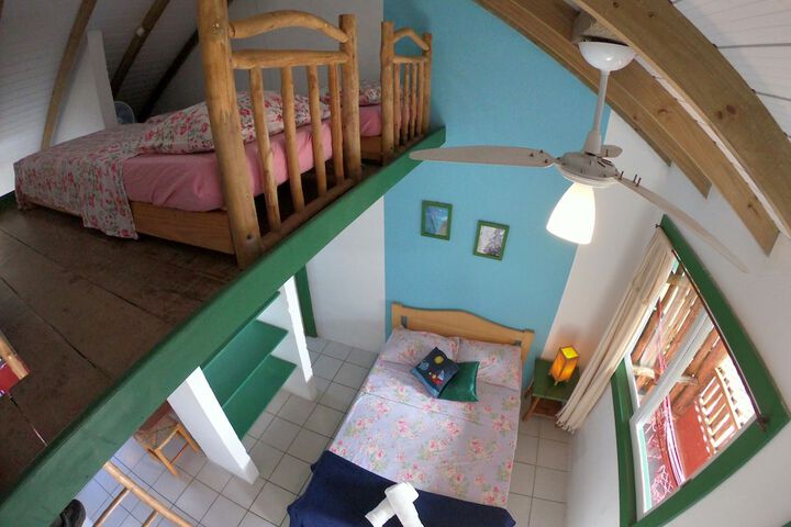 Room 5 of 104