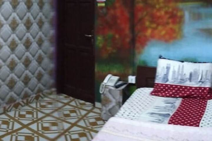 Room 3 of 11
