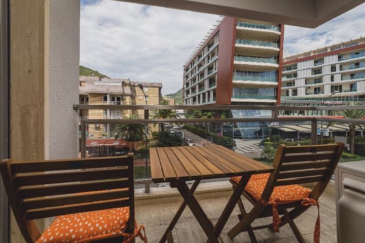 Terrace/Patio 1 of 10