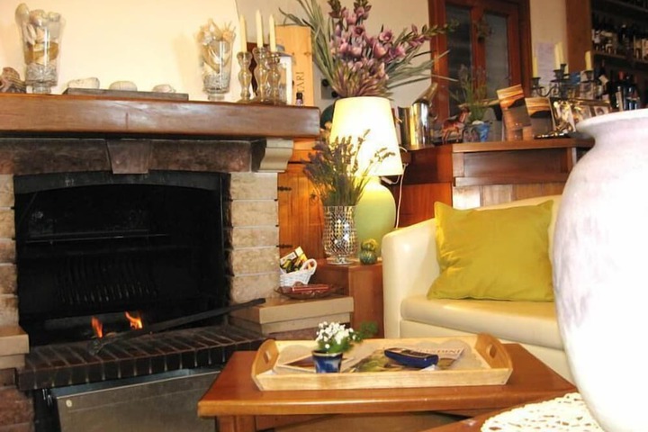 Lounge 57 of 63