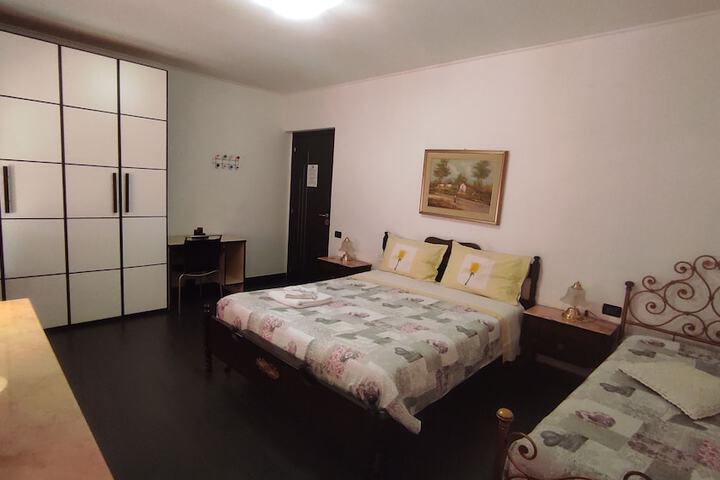 Room 15 of 44