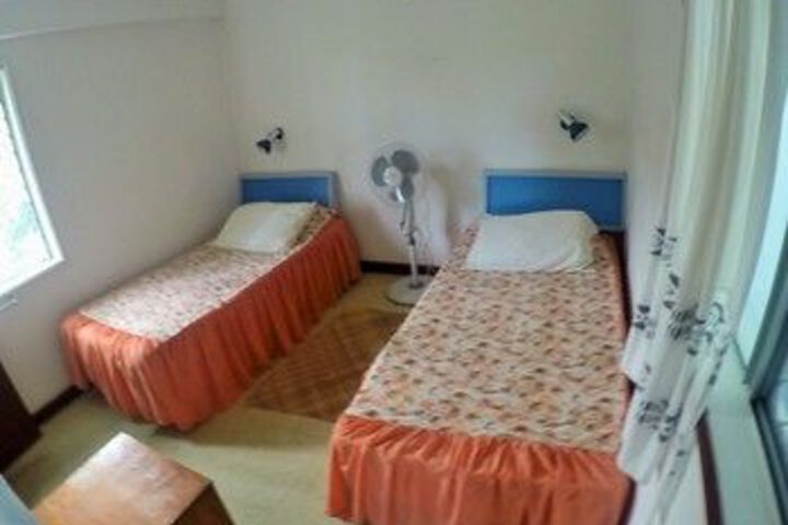 Room 38 of 145