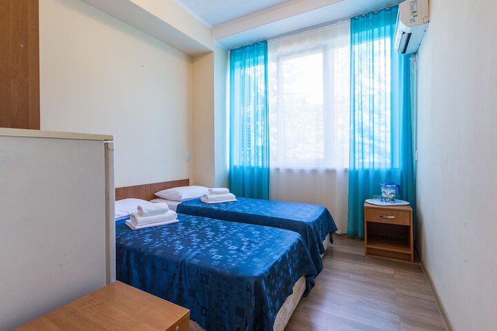 Room 12 of 21