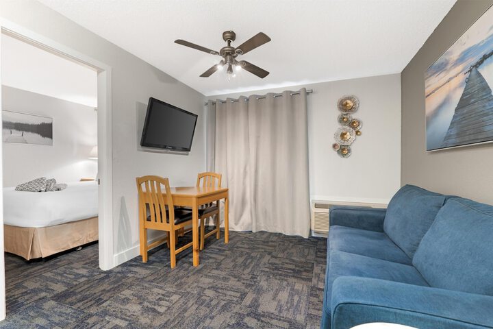 Room 51 of 105