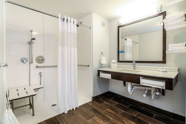 Bathroom shower