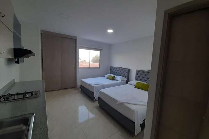 Room 9 of 38