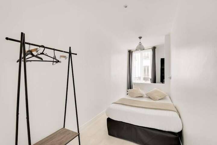 Room 31 of 52