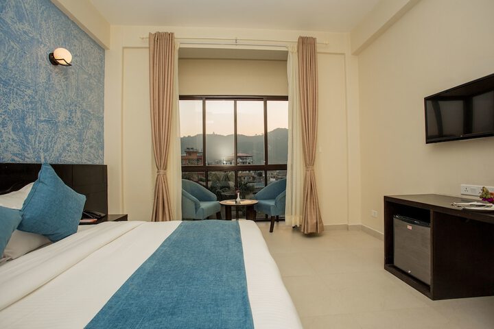 Room 9 of 62