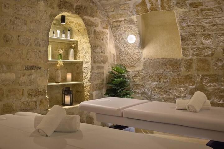 Spa 43 of 72