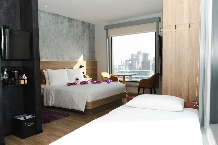 Room 21 of 75