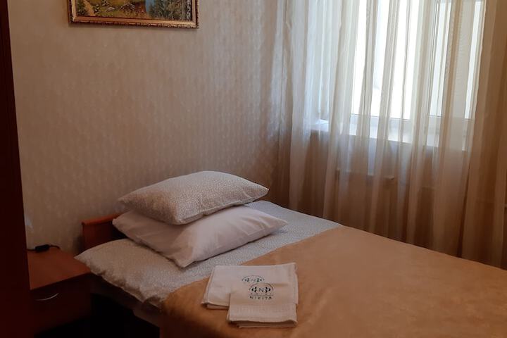 Room 21 of 46