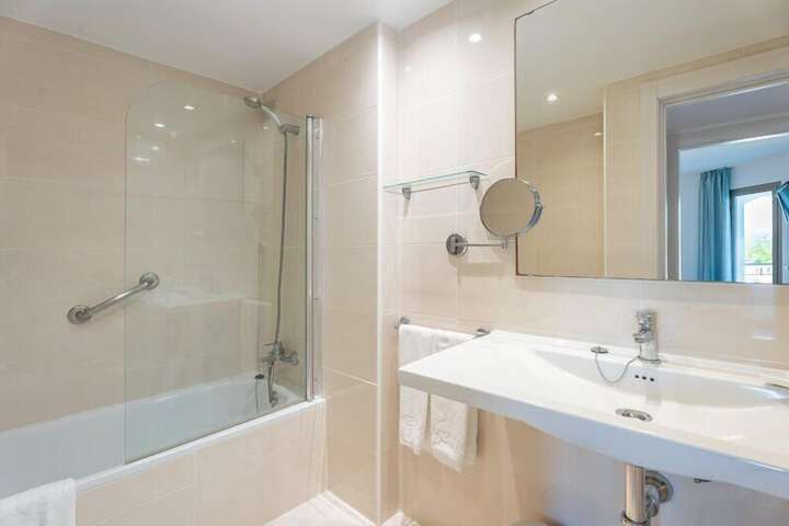 Bath Photo