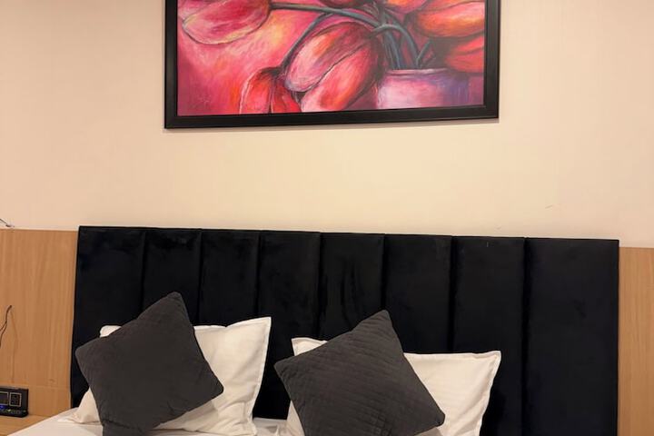 Room 4 of 26