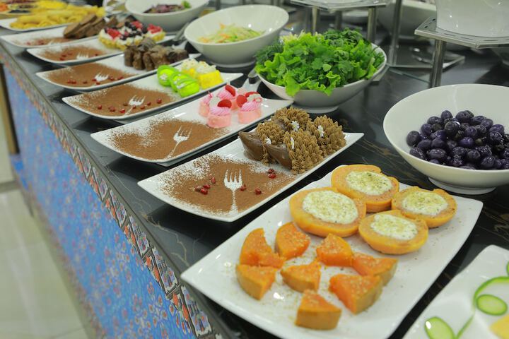 Dining 58 of 81