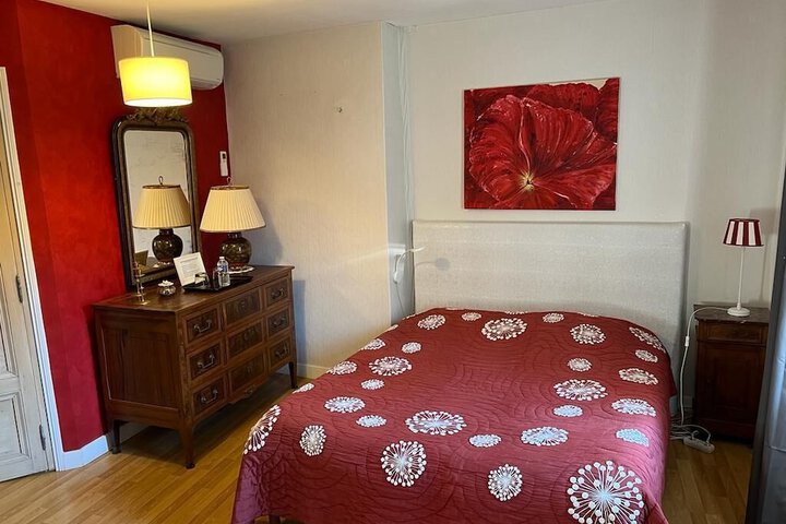 Room 19 of 49