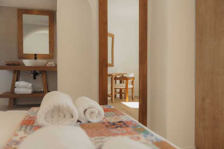Room 12 of 86